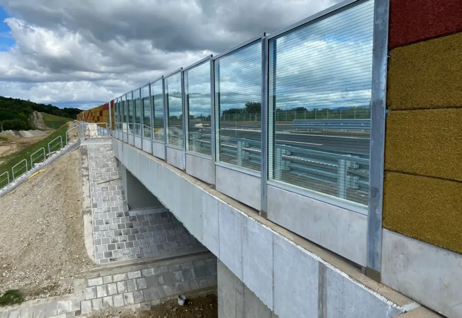 M30 autópálya Miskolc-Tornyosnémeti – XTR Akusztik-F, XTR Akusztik-2, MDS üveg, helyszíni fotó 2