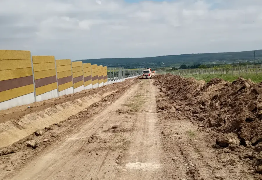 M85 autóút V. szakasz – XTR Akusztik-F Prizma, helyszíni fotó 2
