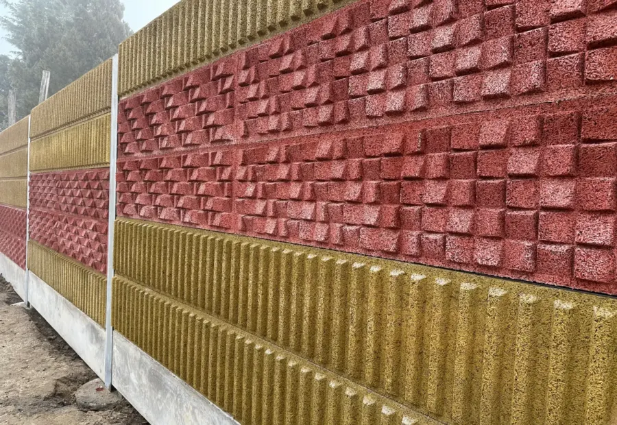 Kulcs iskolai zajárnyékoló fal – XTR Akusztik-F, XTR Akusztik-F Prizma, helyszíni fotó 3