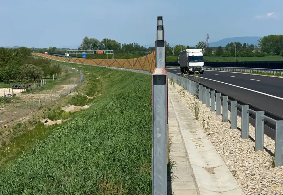 M30 autópálya Miskolc-Tornyosnémeti – XTR Akusztik-F, XTR Akusztik-2, MDS üveg, helyszíni fotó 12
